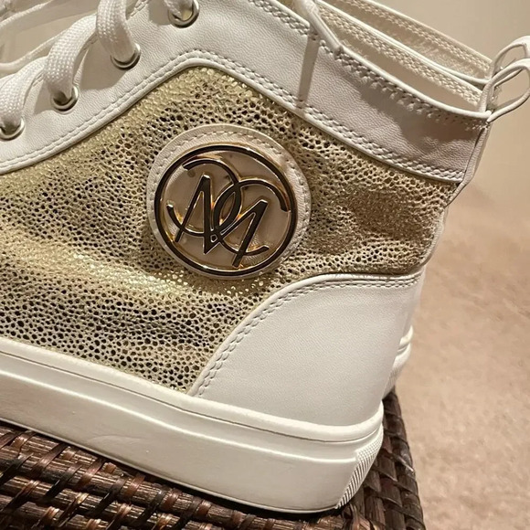 Catherine Malandrino Ankle Sneakers/Booties Lace up. Gold snakeskin. Y2K style. - Picture 7 of 13